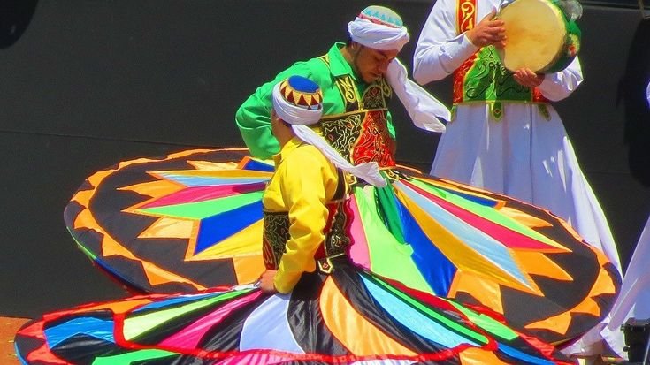 Grup Tari Tanura Amin AL Katiri