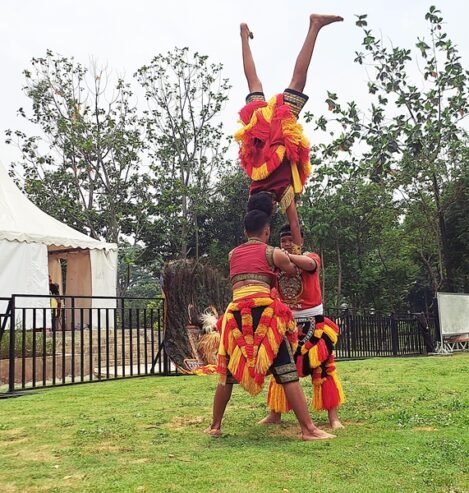 Reog Ponorogo Suromenggolo